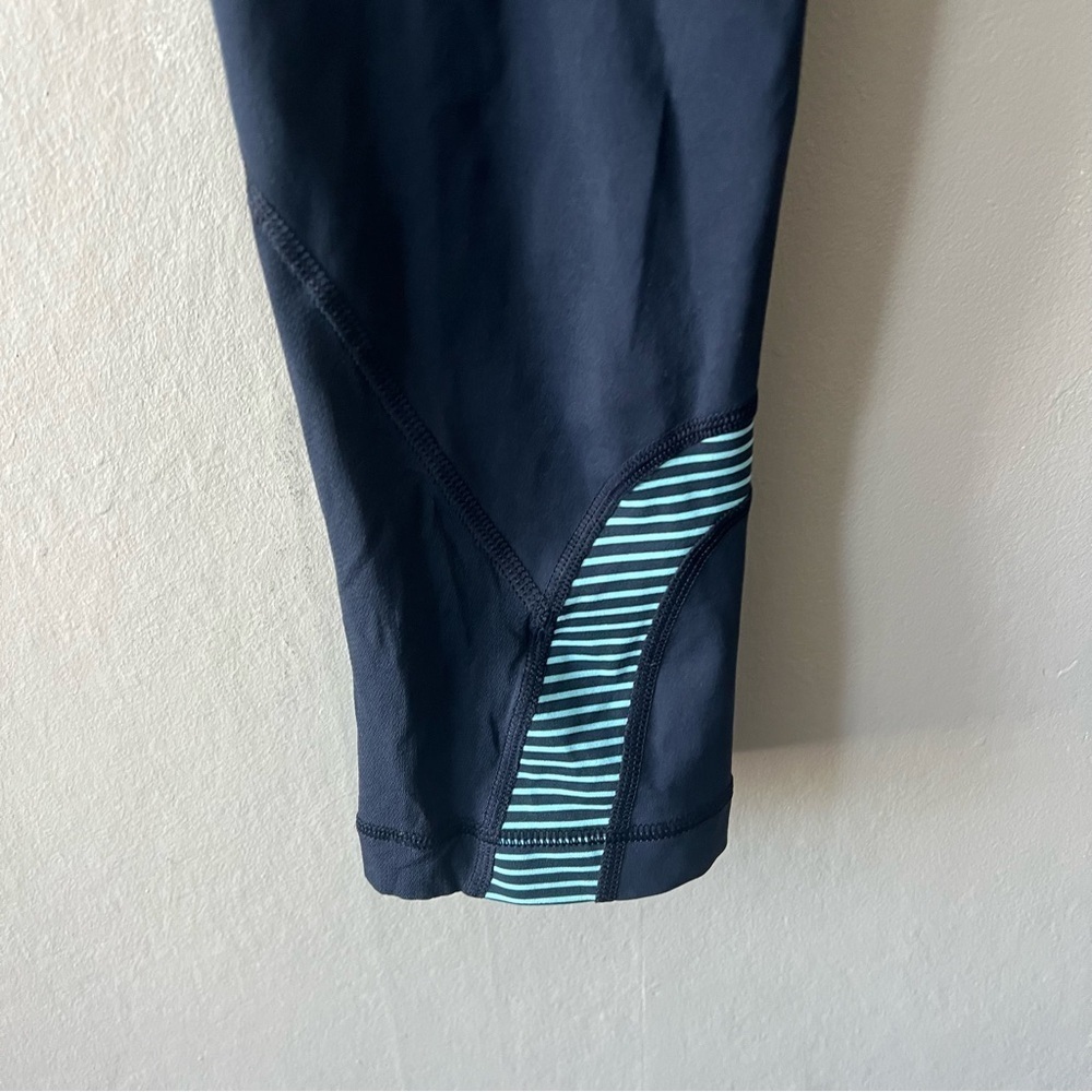 Lululemon Run: Inspire Crop II Navy Blue Leggings Size Small - Picture 3 of 6